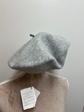 Brunello Cucinelli Light Gray Wool Beret